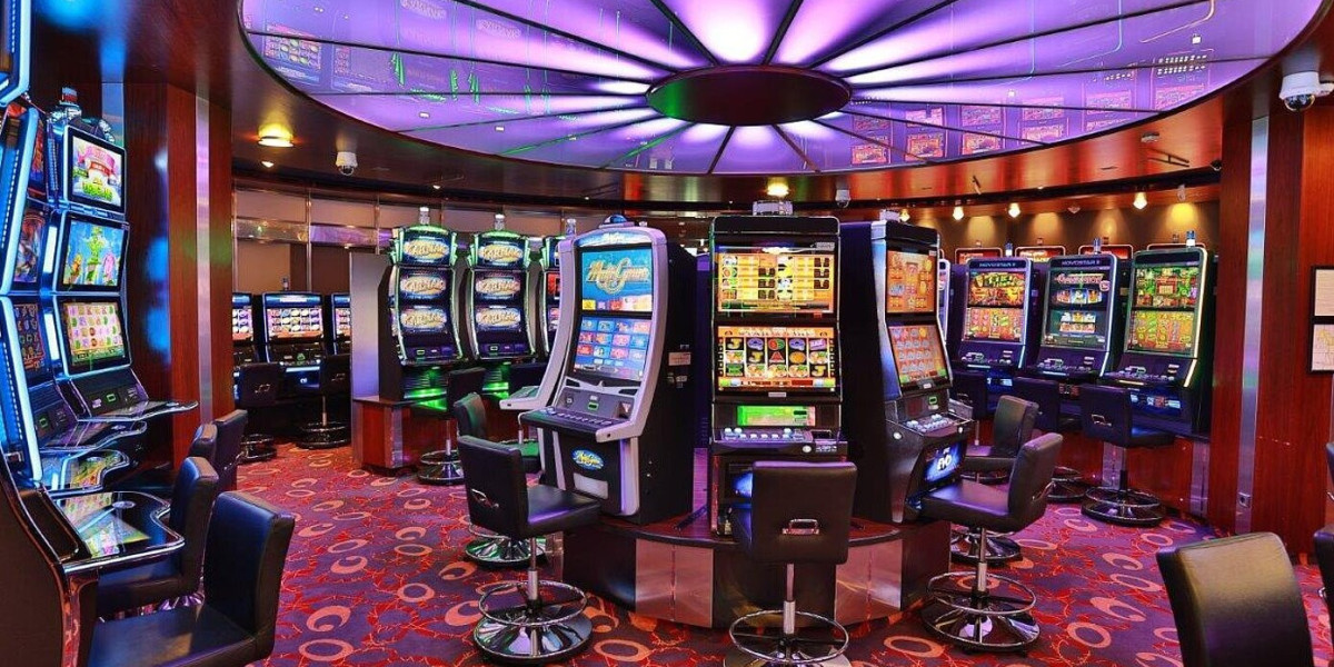 How Casinos Influence Player Behavior